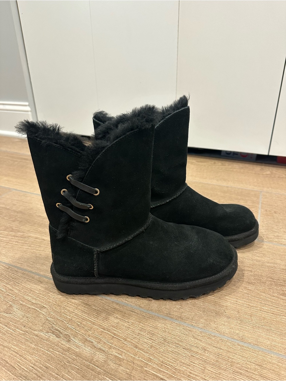 UGG Classic Short Corset Boot